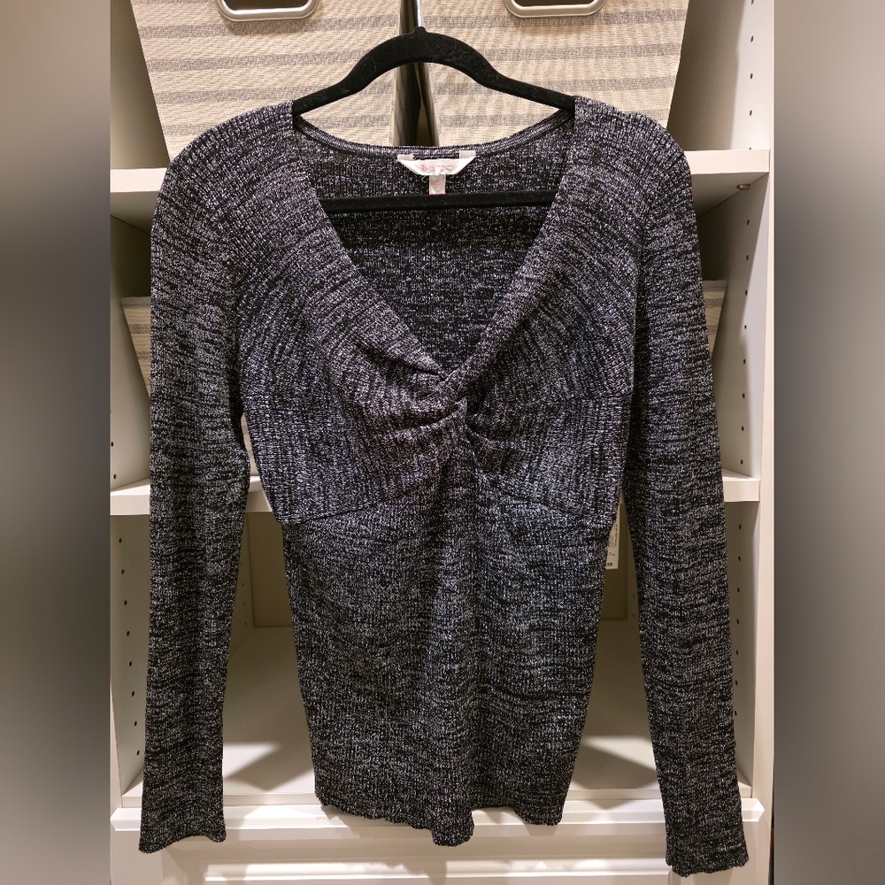 No Boundaries Charcoal Twist Front Long Sleeve Top